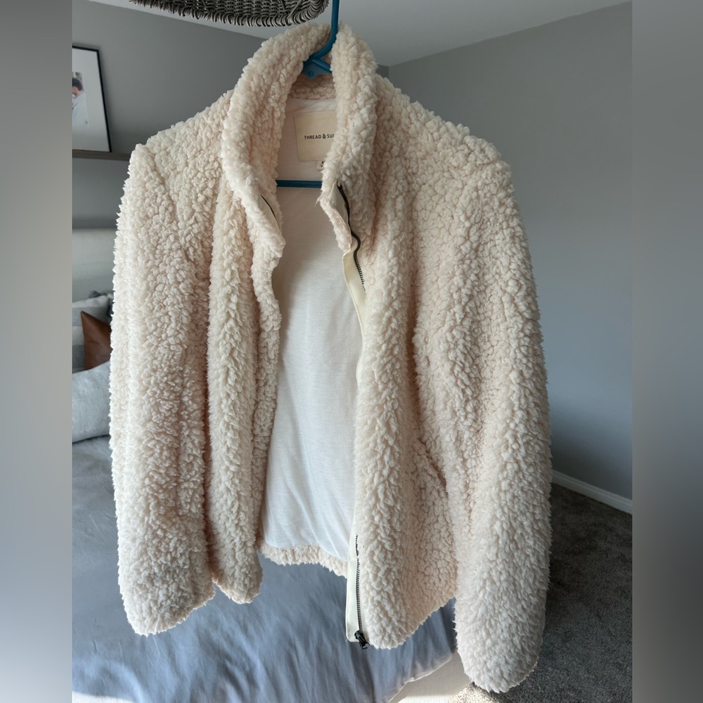 Thread and supply cream jacket